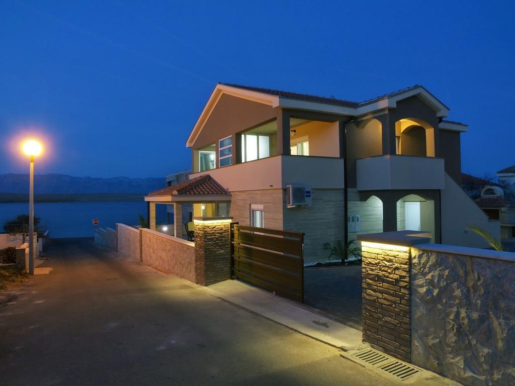 Apartments Vista Vir Luaran gambar