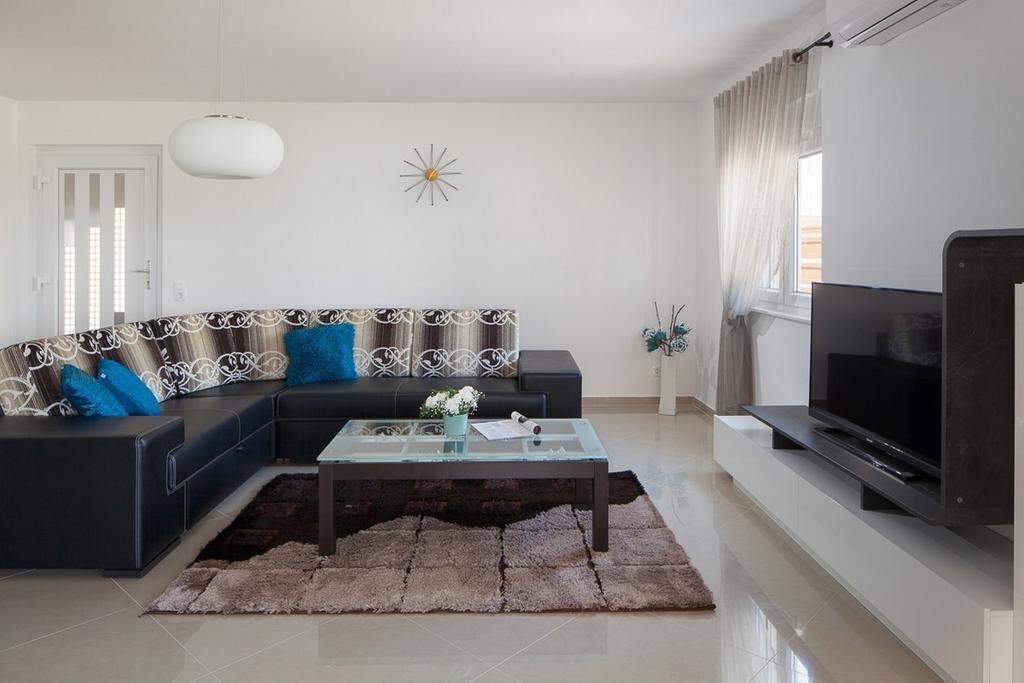 Apartments Vista Vir Luaran gambar